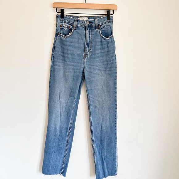 Abercrombie & Fitch Denim - Abercrombie & Fitch The Ankle Straight Ultra High Rise Jeans Blue Size 2L